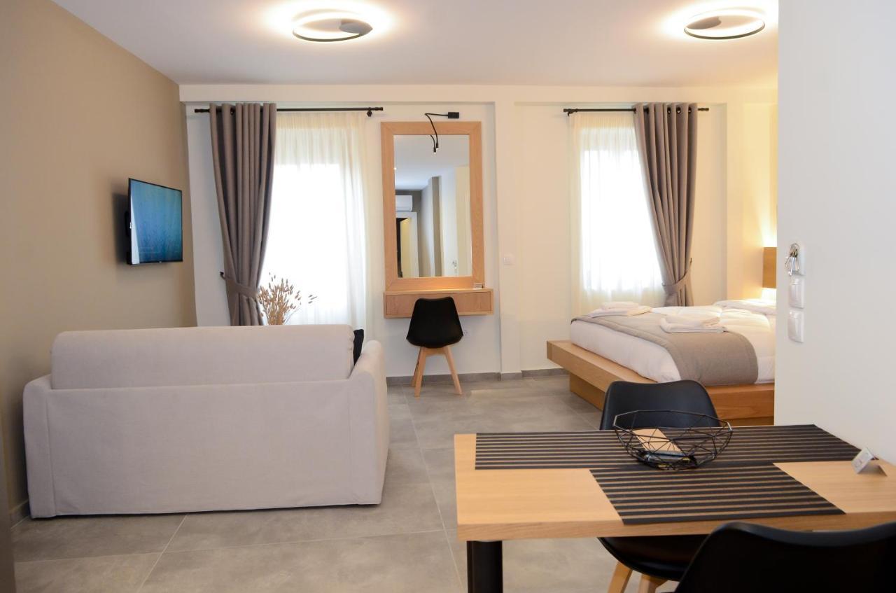 Roloi Suites Návpaktosz Kültér fotó