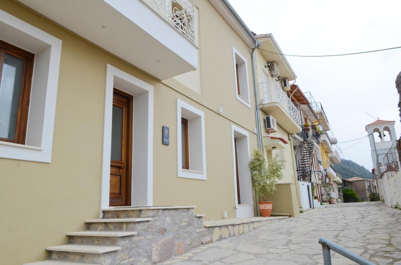 Roloi Suites Návpaktosz Kültér fotó